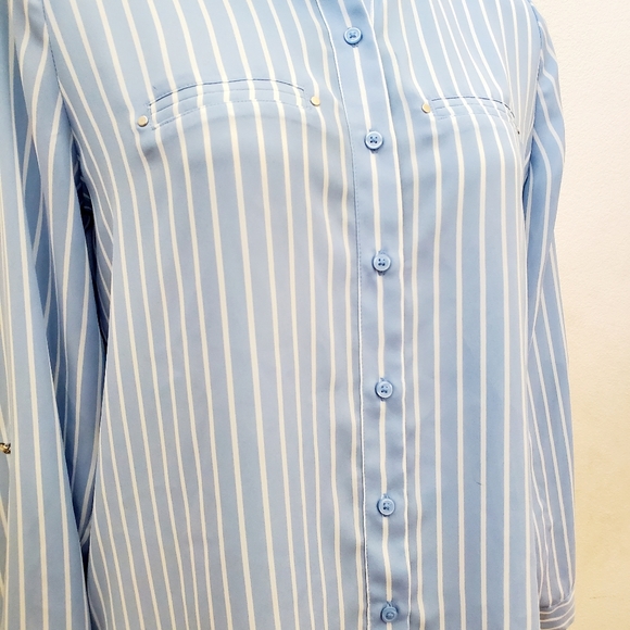 Women's Apt. 9® Convertible Button Tab Blue & White Blouses Size Petite Medium - Picture 6 of 14